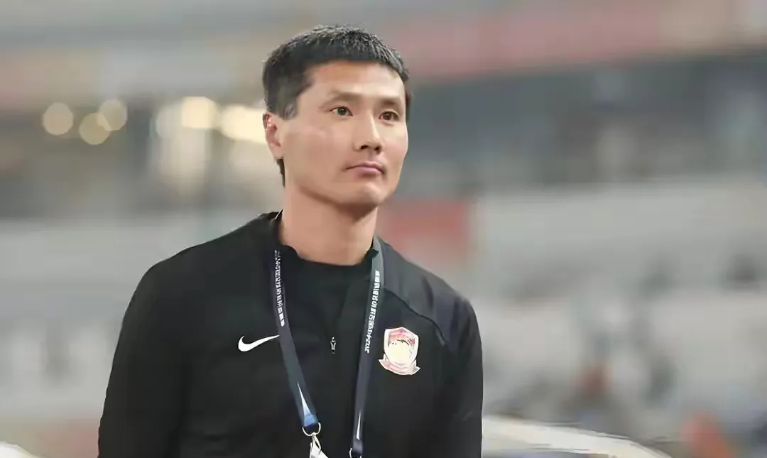 AYX SPORTS-TheShy在雄鹿比赛中重返赛场，战术调整引发热议！的简单介绍